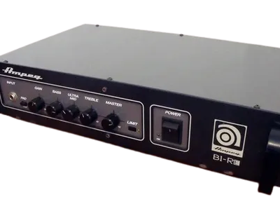 CABEZAL P/BAJO 300W/4 AMPEG